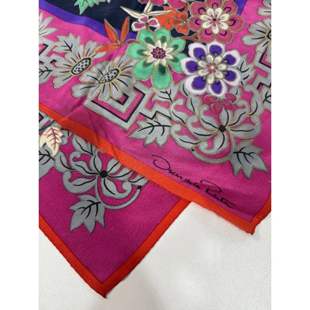 VTG Oscar de La Renta Silk Scarf Floral Pink Fuchsia Navy Blue Square 35